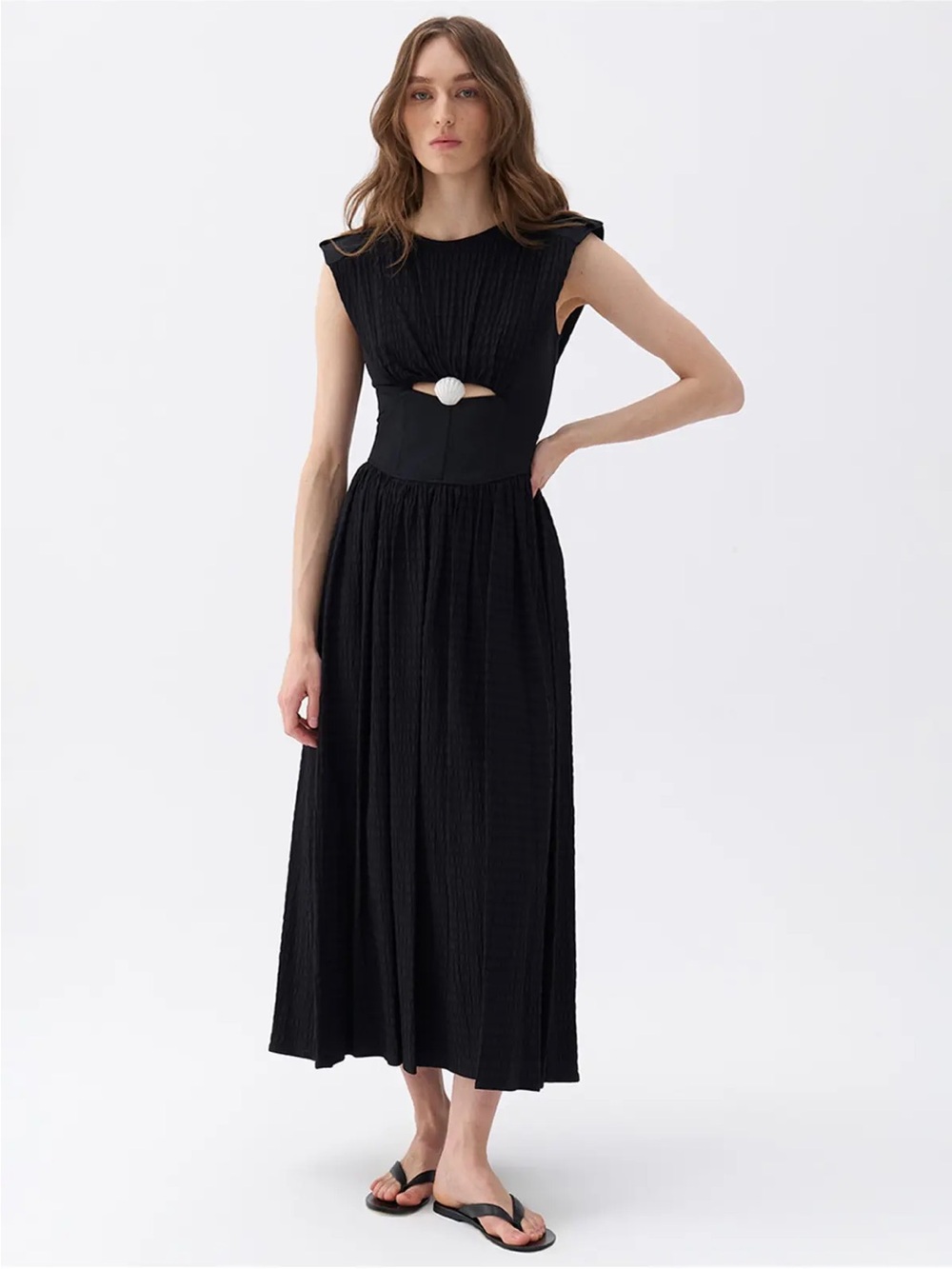 New Nocturne Seashell Accessorized Cut-Out Dress Size Small EU 36
